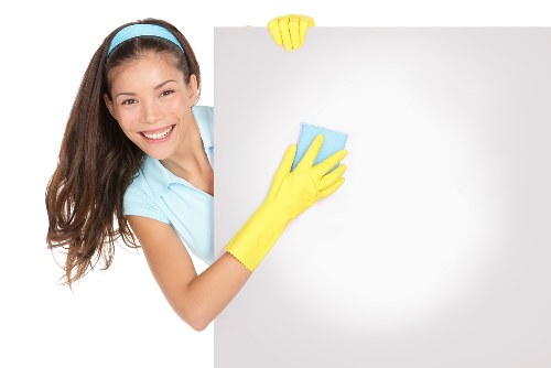 Removing stains during sofa cleaning process